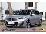 BMW iX1 - xDrive30 67 kWh M Sport Edition |Panoramadak |H/K |Inklapbar