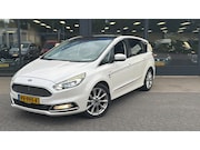 Ford S-Max - 2.0 Vignale Full options. “NAP” orgineel NL 1e eigenaar!!!