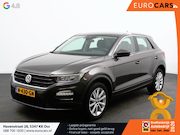 Volkswagen T-Roc - 1.5 TSI Style Climate control cruise control Navigatie Parke