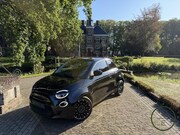 Fiat 500 - La Prima 42 kWh | Pano | Camera | Adaptive| BTW |