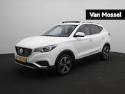 MG MG ZS - EV Luxury 45 kWh | Leder | Panoramadak | Stoelverwarming | C