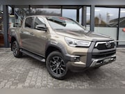 Toyota HiLux - 2.8 D-4D DUBBEL CABIN 48V HYBRIDE INVINCIBLE A/T 4WD 2 ZITS