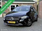 Mercedes-Benz B-klasse - 180 Business Solution Plus|Wegklapbare Trekhaak|Pano|Leer|Ca