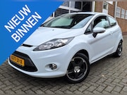 Ford Fiesta - 1.25 Titanium bj 2012 Wit Airco LMV Zeer Mooi Nw Apk