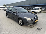 Hyundai i30 - 1.6i trekhaak/airco/isofix/apk/lm velgen