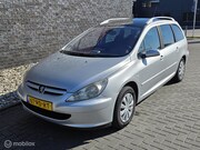 Peugeot 307 - 1.6 16V Airco - 7 Pers - Trekhaak - Nw apk