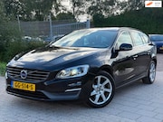 Volvo V60 - 2.0 D4 Summum AIRCO CRUISE NAVI PDC TREKHAAK