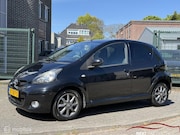 Toyota Aygo - 1.0-12V Dynamic Navigator