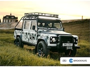 Land Rover Defender - 110 Crew Cab TROPHY 2 Works V8 | 1 of 4 LHD Defender Trophy