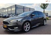 Ford Focus - Wagon 1.5 TDCI Titanium AUT NAVI PSENSOR CRUISE 2 X SLEUTELS