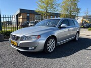 Volvo V70 - 2.0 T5 Kinetic | LEDER | TOP ONDERHOUDEN