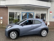 Toyota Aygo X - 1.0 VVT-i MT Business