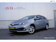 Toyota Auris - Touring Sports 1.8 Hybrid Lease