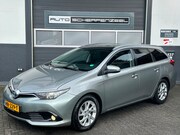 Toyota Auris - 1.8 Hybrid Lease Pro | PANO | NAVI | NL AUTO