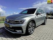 Volkswagen Tiguan - 2.0 TSI 4Motion Highline R-Line, Panorama, Keyless, Head-up,