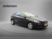 Volvo V40 - 2.0 D2 Summum Business - Navi, Camera, Clima, Trekhaak