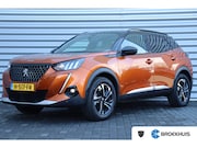 Peugeot 2008 - 1.2 PURETECH 130PK GT-LINE / NAVI / LEDER / CLIMA / PDC / 17
