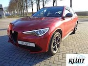 Alfa Romeo Stelvio - 2.0 T AWD B-Tech Business Edition Sportstoelen Ros