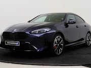 BMW 2-serie Gran Coupé - 220 M Sport Automaat / Panoramadak / Sportstoelen / Achterui