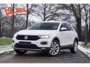 Volkswagen T-Roc - 1.5 TSI Sport Trekhaak | LED | PDC | Camera | Stoel + Stuurv
