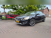 Volvo S60 - 1.6 T3 CLIMA-NAVI-2011