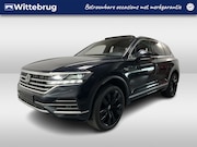 Volkswagen Touareg - 3.0 TSi eHybrid 4MOTION Elegance / AUTOMAAT/ 381PK/ PANO/ TR