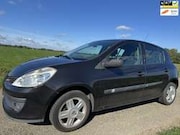 Renault Clio - 1.2-16V Special Line|vijfdeurs|niueuwe APK|