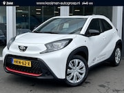 Toyota Aygo X - 1.0 VVT-i MT Play | DEMO | direct leverbaar | Adaptive Cruis