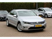 Volkswagen Passat - 1.4 TSI GTE Connected Series / Trekhaak / CarPlay / Navigati
