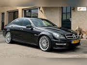 Mercedes-Benz C-klasse - AMG C63 6.2 V8 | FULL OPTIONS