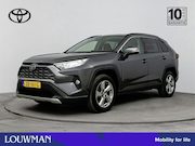 Toyota RAV4 - 2.0 VVT-iE 175 PK First Edition Automaat | 1500kg Trekgewich