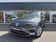 Volkswagen Tiguan - 1.4 TSI ACT Highline - Automaat PANO Elek. Trekh. ACC NAVI C