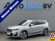 BMW X1 - sDrive20i M Sport Premium Pakket Panoramadak Trekhaak Achter