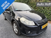 Suzuki SX4 - 1.5 Comfort | Autom. Airco | Elekt. Ramen | LMV | Privacy Gl