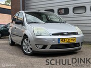 Ford Fiesta - 1.4-16V Ghia AUTOMAAT|TREKHAAK|ELEKTRISCHE RAMEN|AIRCO