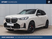 BMW X3 - 30e xDrive M Sport Automaat / Panoramadak / Trekhaak / Sport