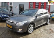 Hyundai i30 - 2.0i Style , AUTOMAAT , .