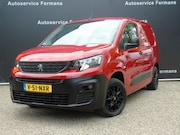 Peugeot Partner - 1.2i 110PK - 2020 - 59DKM - airco 3 zits - Trekhaak