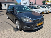 Ford Focus - 1.8 Limited, Trekhaak, Navi, Climate/Cruise control, Pdc, El