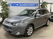 Mitsubishi Outlander - 2.0 PHEV instyle // Leer // Schuifdak // Xenon