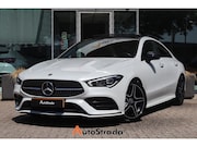 Mercedes-Benz CLA-Klasse - Coupé 180 AMG-Line | Sfeerverlichting | Pano | Night Pakket