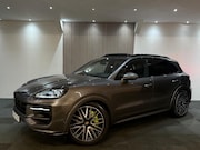 Porsche Cayenne - 3.0 E-Hybrid Black Edition Cayenne 3.0 V6 470pk E-hybrid 202