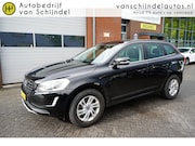 Volvo XC60 - 2.0 D4 191PK FWD MOMENTUM CAMERA TREKHAAK STOELVERWARMING NA