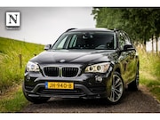BMW X1 - sDrive18d High Executive M-Pakket|Trekhaak|Leder 6bak