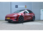 Tesla Model Y - Performance AWD 83 kWh Juniper, Zwarte hemel, trekhaak