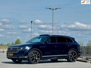 Volkswagen Touareg - 3.0 TSi eHybrid 4MOTION / Luchtv / ACC / PANO / Stuurverw