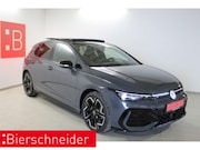 Volkswagen Golf - 8 1.5 eTSI DSG PA 2x R-Line Black Style 18 AHK MAT