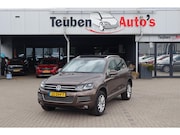 Volkswagen Touareg - 3.0 TSI Hybrid Highline | trekhaak | Panoramadak | Luchtveri