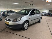 Ford Fiesta - 1.3-8V Champion Airco. 5 deurs