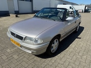 Opel Astra - 1.8i-16V Comfort APK 03-06-2027 nostalgie